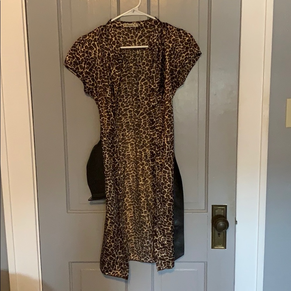FOREVER 21 Belted cheetah shirt dress - SMALL